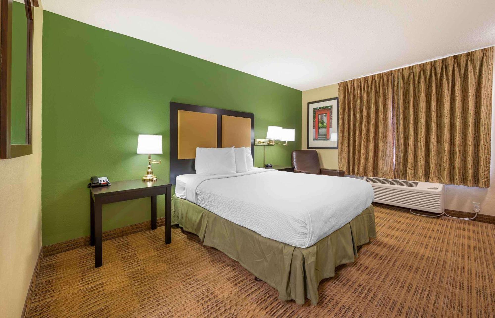 Hotel Extended America - - Urbana