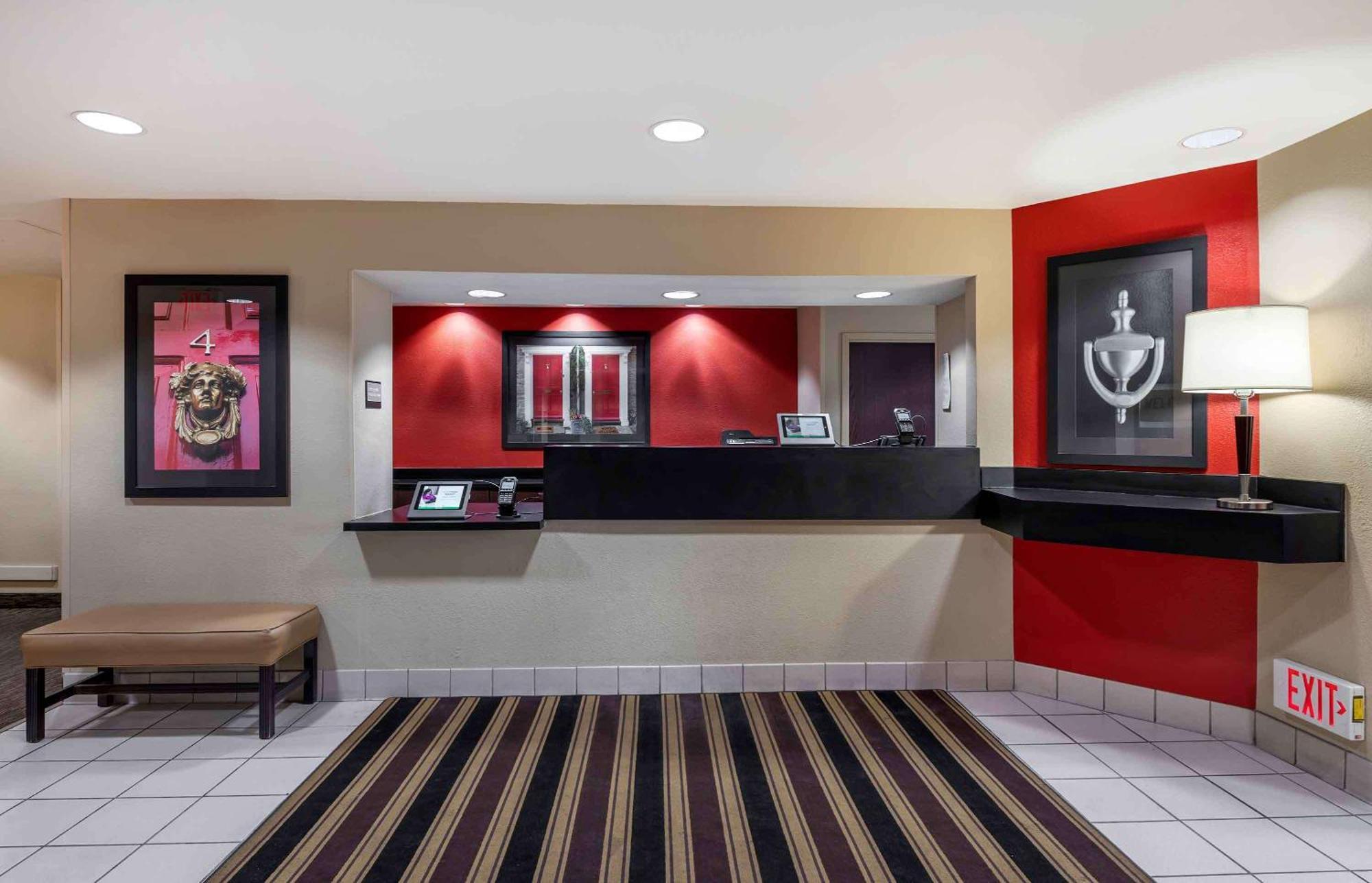 Extended America - - Urbana Hotel Champaign