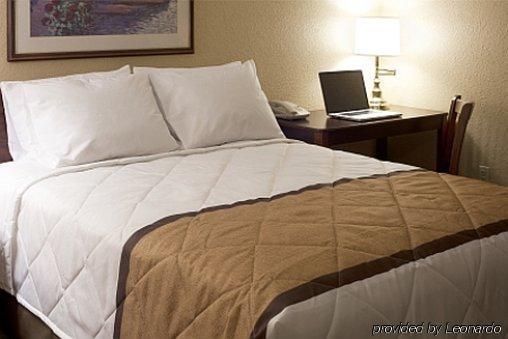 Extended America - - Urbana Hotel 2*