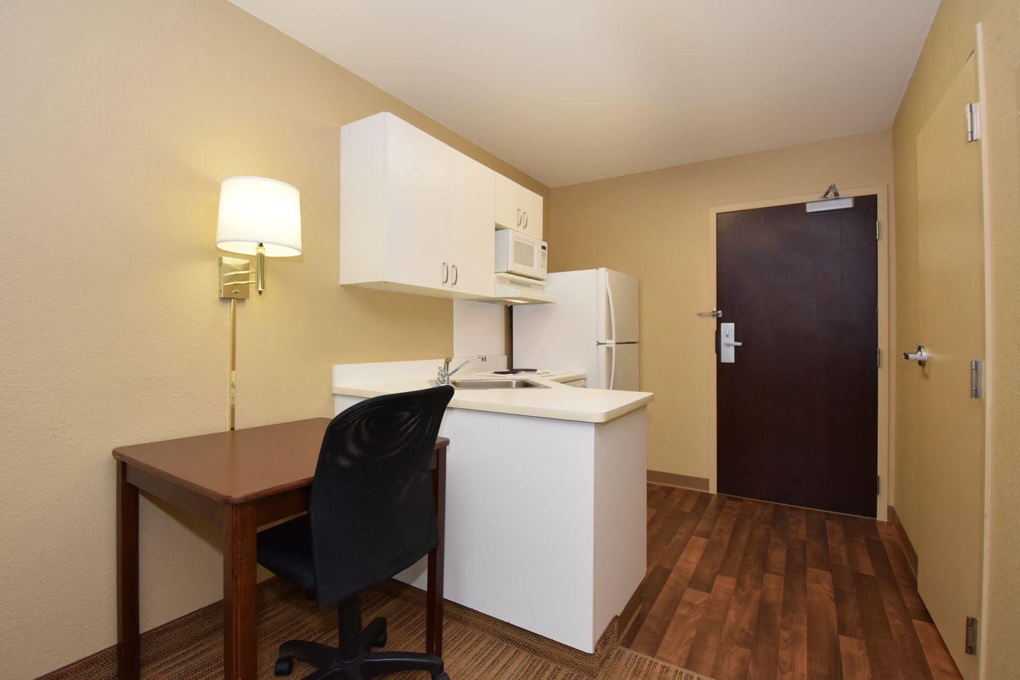 Hotel Extended America - - Urbana